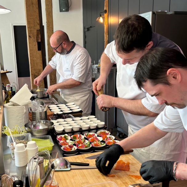 Cooking Battle géante : 120 collaborateurs en cuisine
